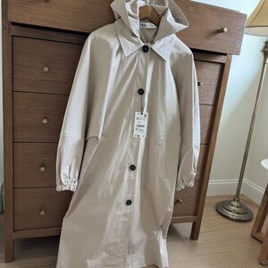 Zara Women's Beige Hooded  trench coat